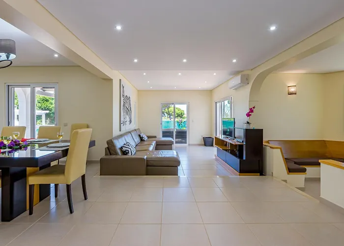 Carlivo Villa Albufeira